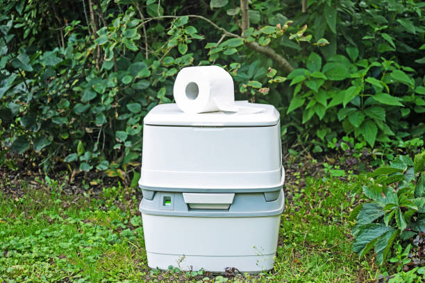Best Portable restroom trailer rental  in Ellenton, FL